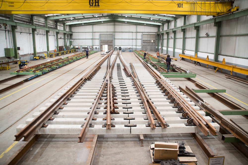 Amurrio. Premontaje de un desvío